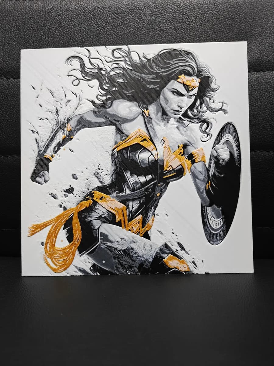 Wonder Woman by TheHueforgeLady HueForge model: Wonder Woman by TheHueforgeLady