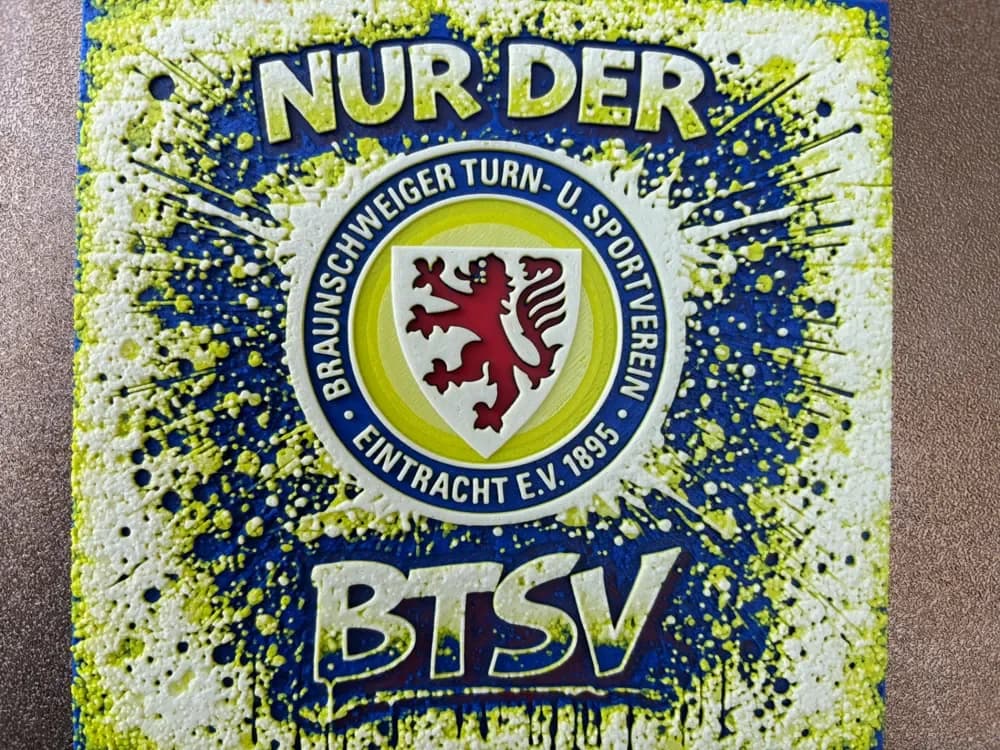 Eintracht Braunschweig BTSV Graffiti Hueforge by Reeftank&more HueForge model: Eintracht Braunschweig BTSV Graffiti Hueforge by Reeftank&more