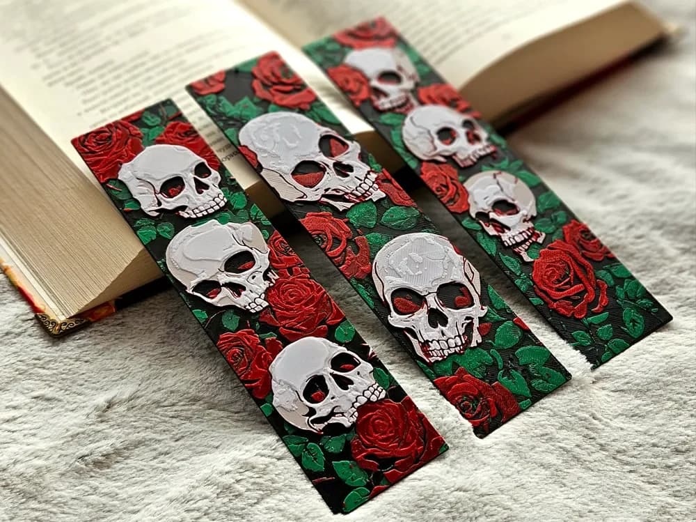 Skulls N' Roses - Bookmarks Set by C3D HueForge model: Skulls N' Roses - Bookmarks Set by C3D