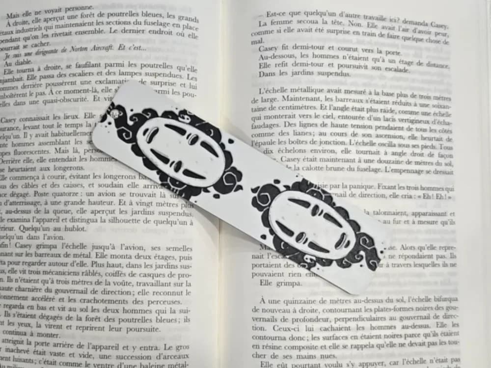 Bookmark Studio Ghibli Only Black & White by Kactus Fpv HueForge model: Bookmark Studio Ghibli Only Black & White by Kactus Fpv