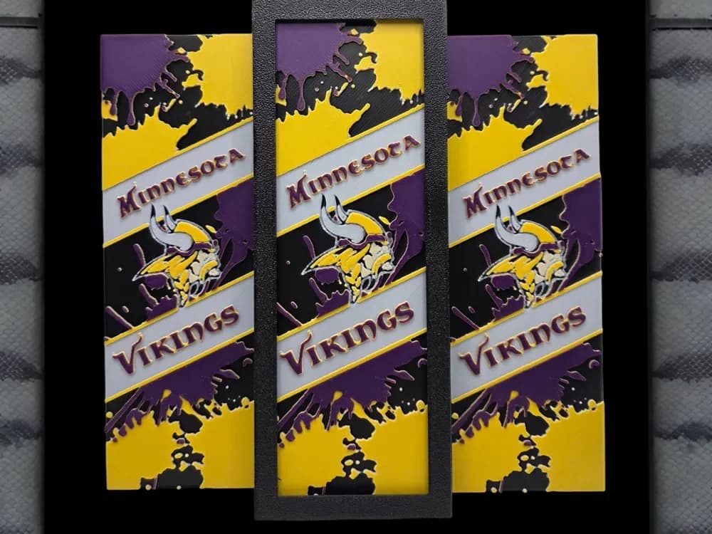 Minnesota Vikings 50x150mm Bookmark by MythicHue's HueForge model: Minnesota Vikings 50x150mm Bookmark by MythicHue's