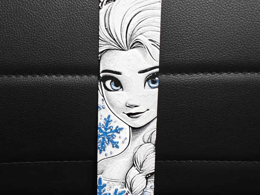 Elsa Frozen Bookmark by TheHueforgeLady HueForge model: Elsa Frozen Bookmark by TheHueforgeLady