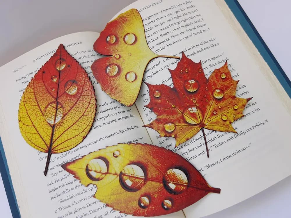 Droplets on Autumn Leaves Bookmark or Decor by 3djd HueForge model: Droplets on Autumn Leaves Bookmark or Decor by 3djd