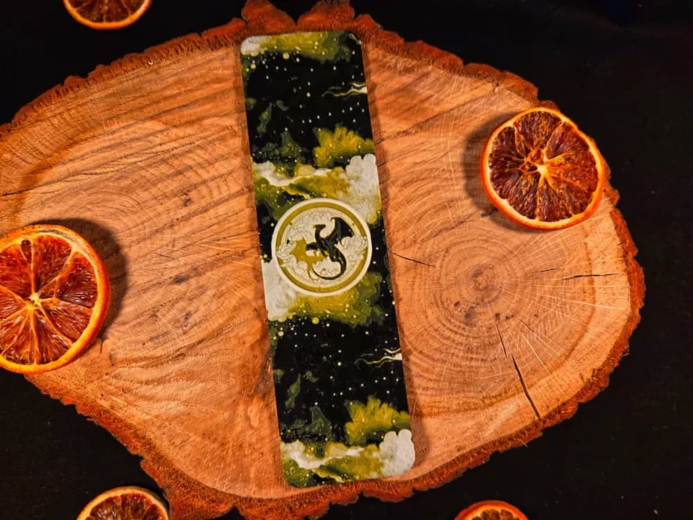 Fourth wing dragons bookmark - hueforge by EternalDesigns3D HueForge model: Fourth wing dragons bookmark - hueforge by EternalDesigns3D