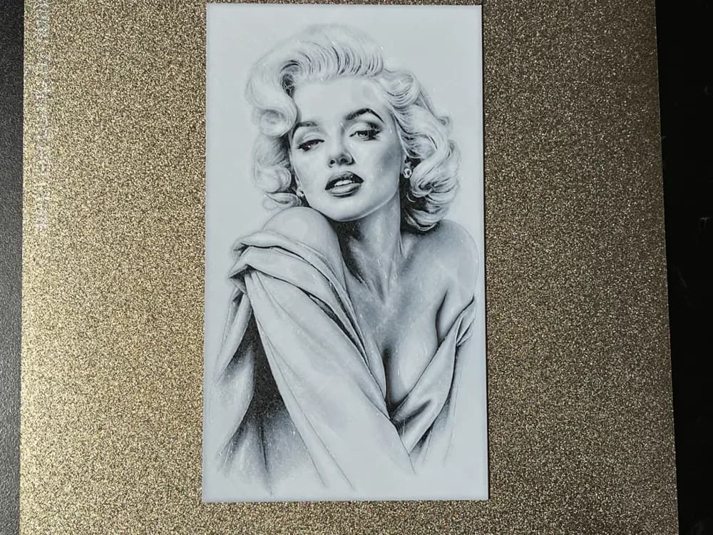 Marilyn Monroe Hueforge by FantasyZ HueForge model: Marilyn Monroe Hueforge by FantasyZ