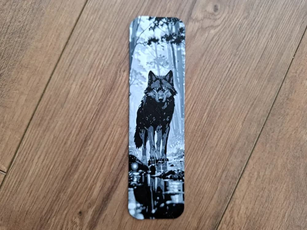 Wolf bookmark - hueforge by EternalDesigns3D HueForge model: Wolf bookmark - hueforge by EternalDesigns3D