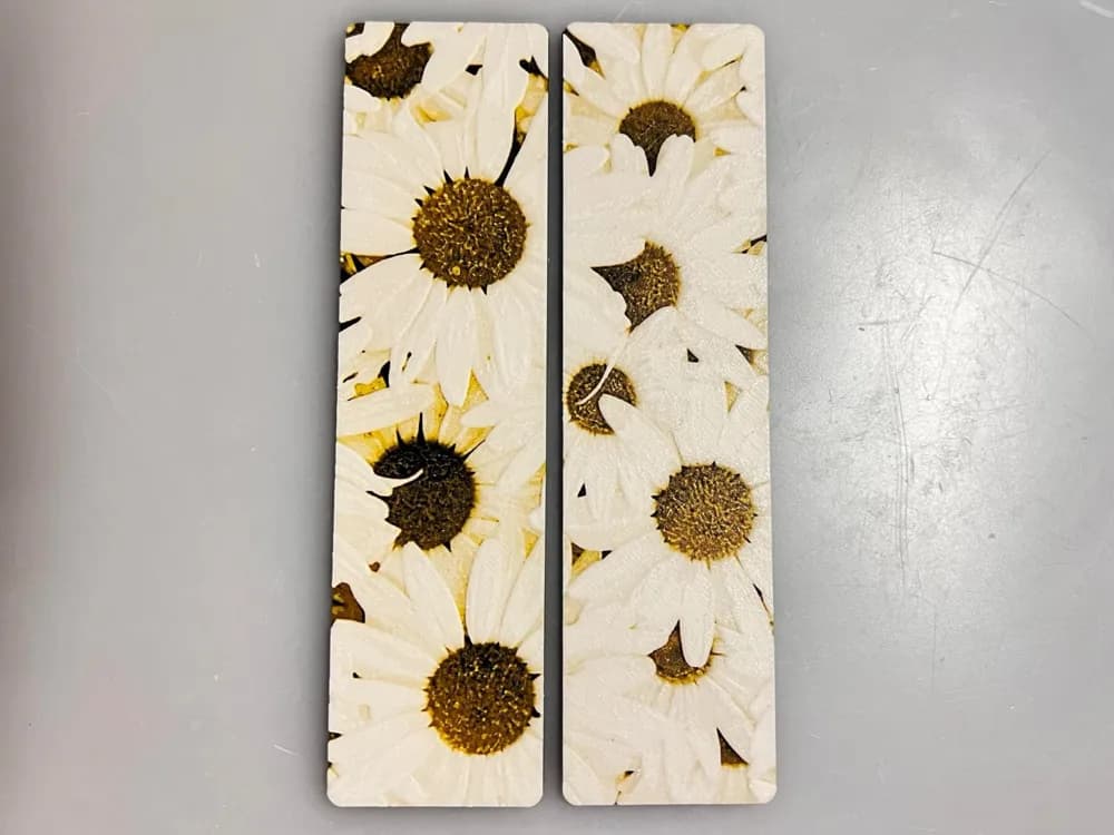 Daisies - Bookmark Set by 3djd HueForge model: Daisies - Bookmark Set by 3djd