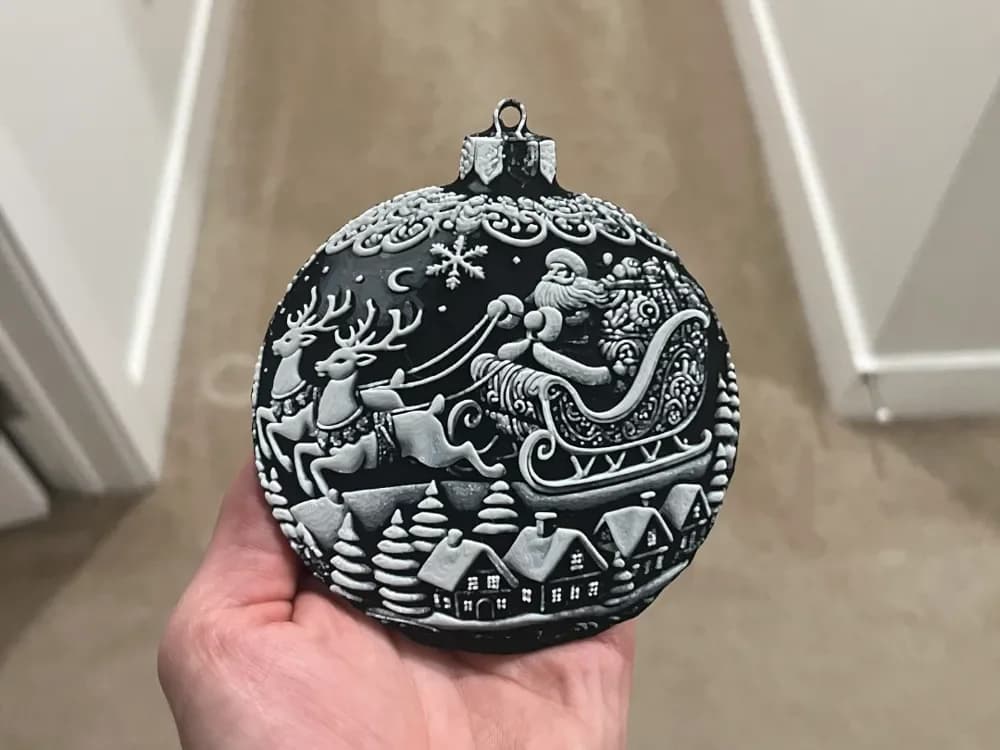 NO AMS NEEDED Santa Christmas Ornament Hueforge by RP47 Designs HueForge model: NO AMS NEEDED Santa Christmas Ornament Hueforge by RP47 Designs