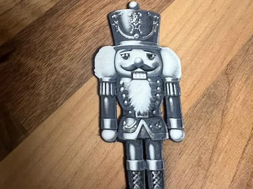 nutcracker magnet or bookmark by Leafy HueForge model: nutcracker magnet or bookmark by Leafy