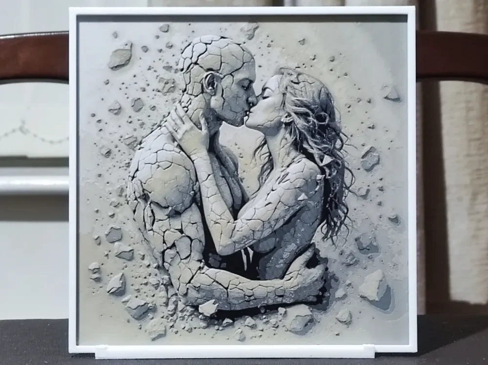 Fractured Love - HueForge 3 Color by BoDad HueForge model: Fractured Love - HueForge 3 Color by BoDad