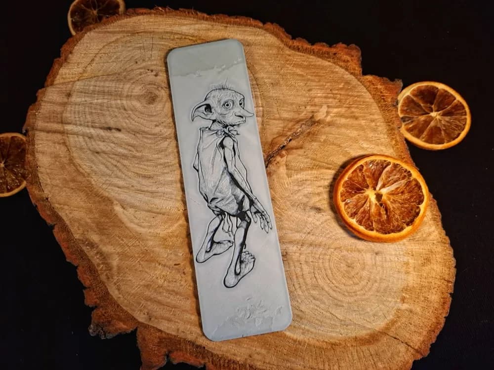 Harry Potter Dobby 1 bookmark by EternalDesigns3D HueForge model: Harry Potter Dobby 1 bookmark by EternalDesigns3D