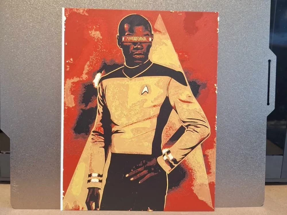 Geordi La Forge StarTrek -Hueforge by 3dGlow HueForge model: Geordi La Forge StarTrek -Hueforge by 3dGlow