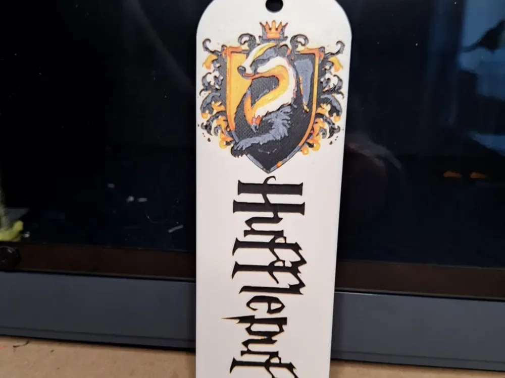 Harry Potter - Hufflepuff - Bookmark by 3dGlow HueForge model: Harry Potter - Hufflepuff - Bookmark by 3dGlow