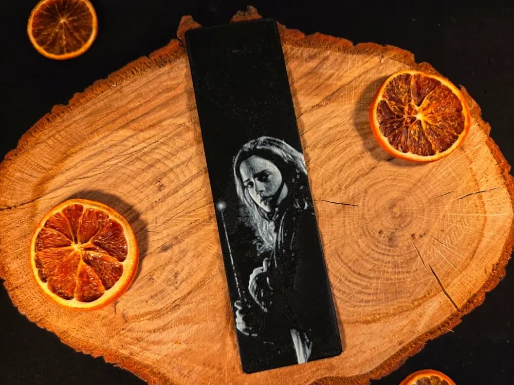 Harry Potter Hermione portrait bookmark - hueforge by EternalDesigns3D HueForge model: Harry Potter Hermione portrait bookmark - hueforge by EternalDesigns3D