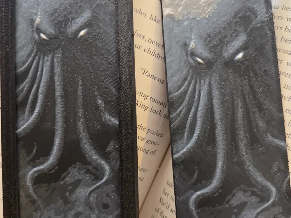 Cthulhu Bookmark by MythicHue's HueForge model: Cthulhu Bookmark by MythicHue's