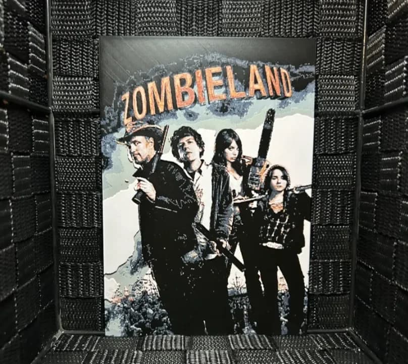 Hueforge Movie Poster - Zombiland - by JoDau HueForge model: Hueforge Movie Poster - Zombiland - by JoDau