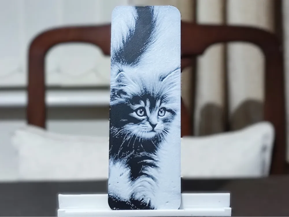 Kitten Bookmark - 2 Color by BoDad HueForge model: Kitten Bookmark - 2 Color by BoDad