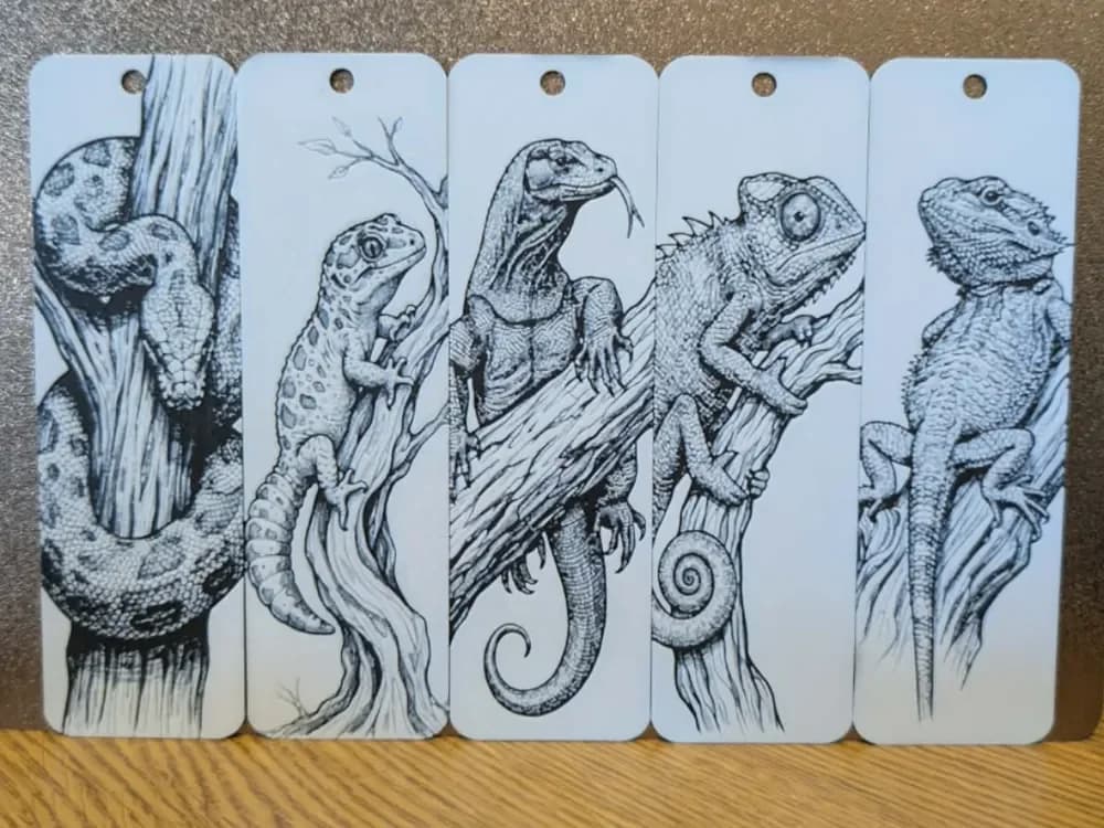 Reptile world - Bookmarks - 2 colours - set of 5 by 3dGlow HueForge model: Reptile world - Bookmarks - 2 colours - set of 5 by 3dGlow