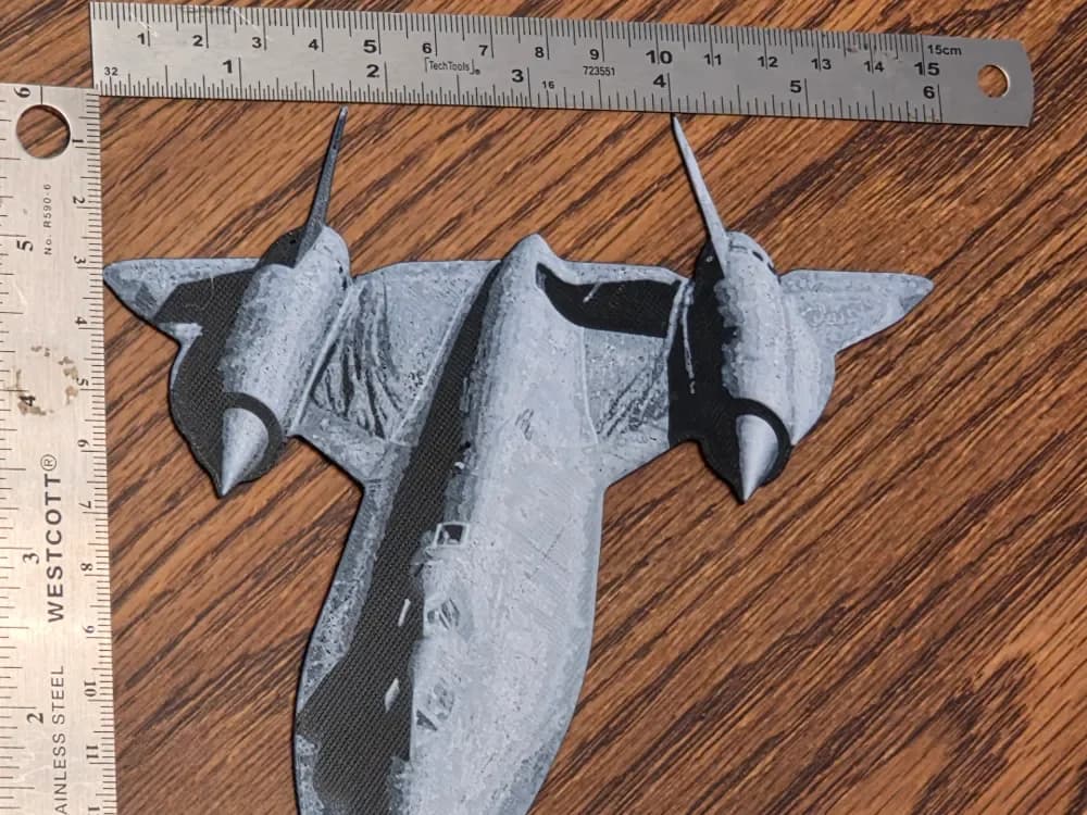 SR-71 Hueforge wall art 2 color B/W AMS not needed by AirMechDesigns HueForge model: SR-71 Hueforge wall art 2 color B/W AMS not needed by AirMechDesigns