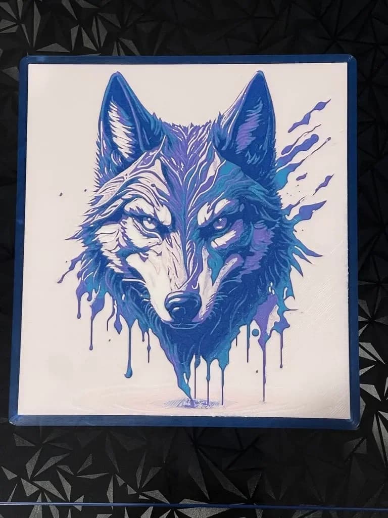 Wolf in Drip Style - Hueforge Print by cyanidesugar HueForge model: Wolf in Drip Style - Hueforge Print by cyanidesugar