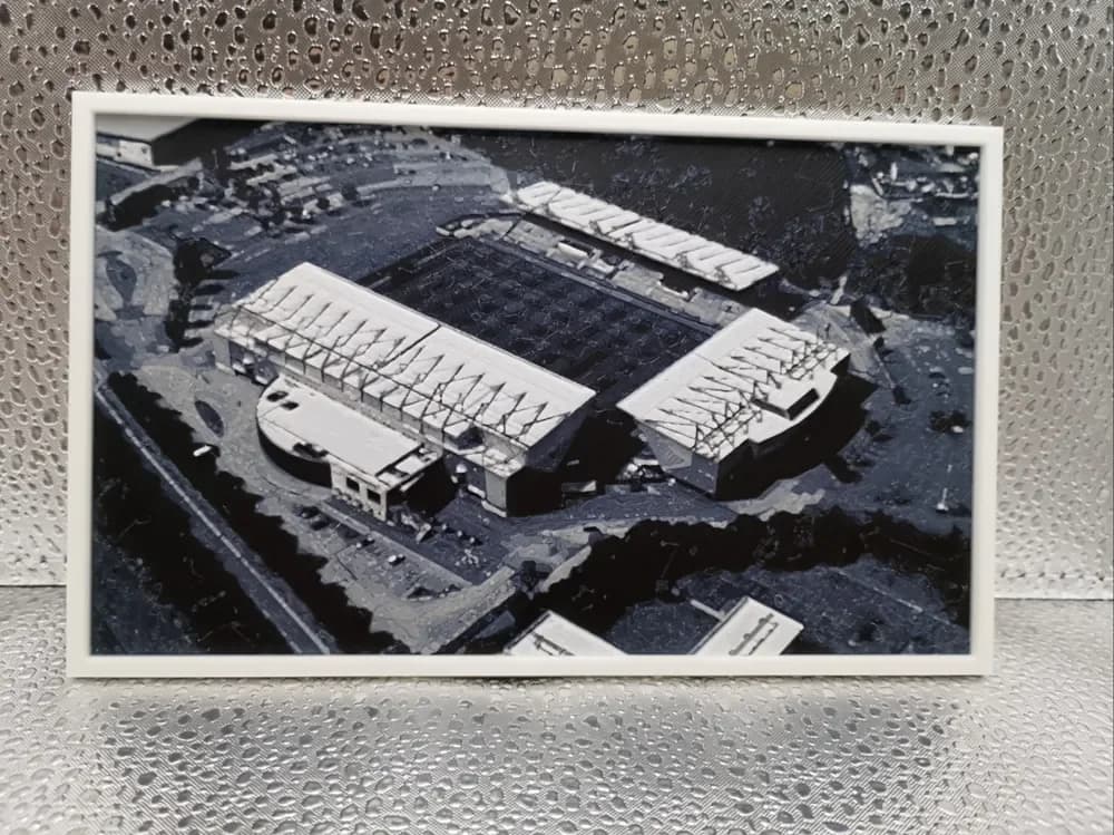 Oxford United – Kassam Stadium Hueforge by Borishotch Industries HueForge model: Oxford United – Kassam Stadium Hueforge by Borishotch Industries