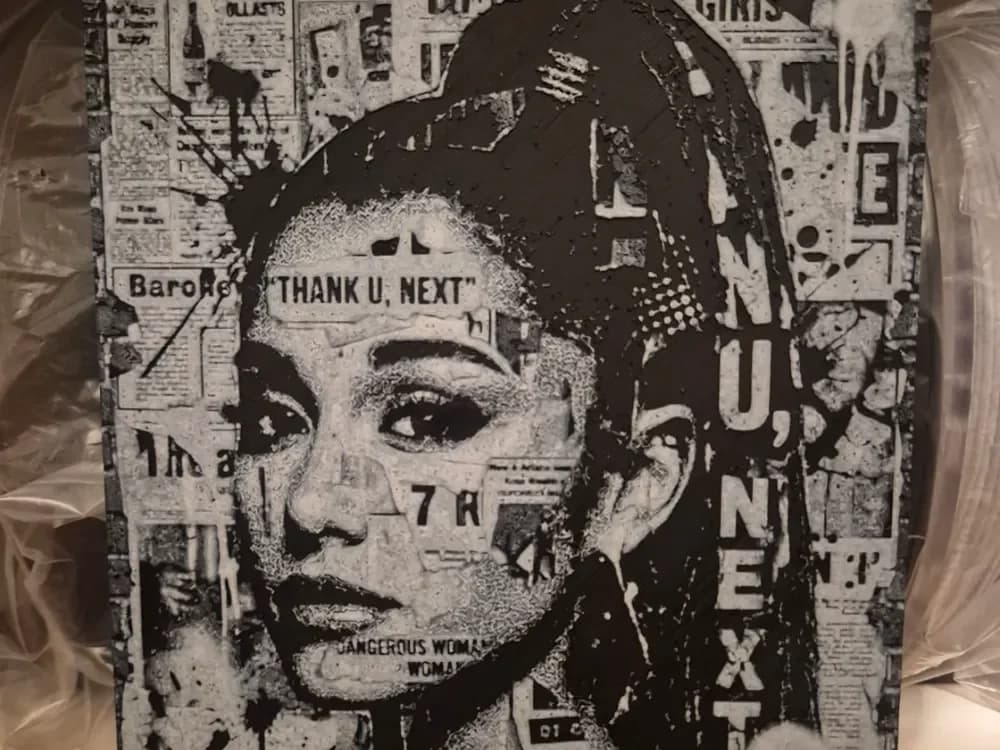 Ariana Grande newspaper hueforge by Buntsta HueForge model: Ariana Grande newspaper hueforge by Buntsta