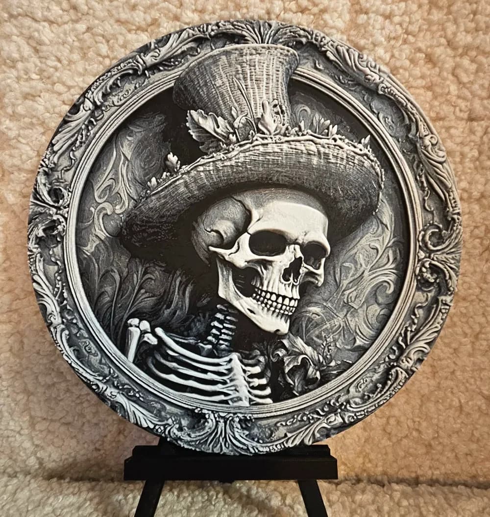 Straw Hat Skeleton - HueForge by C3D HueForge model: Straw Hat Skeleton - HueForge by C3D